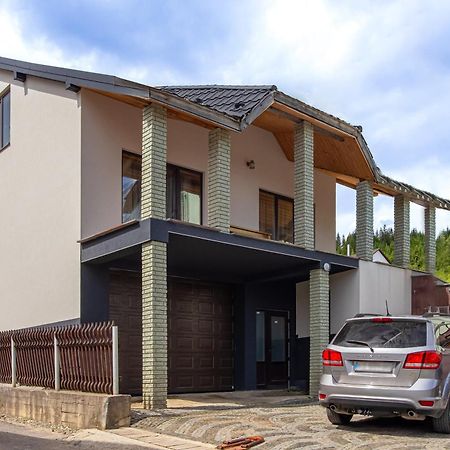 Hotel Zeleniy Bir Bukovel Exterior foto