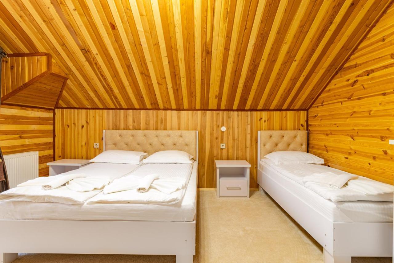 Hotel Zeleniy Bir Bukovel Exterior foto