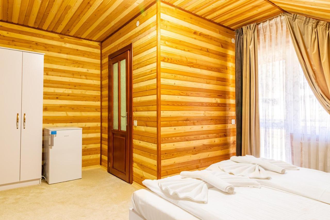 Hotel Zeleniy Bir Bukovel Exterior foto